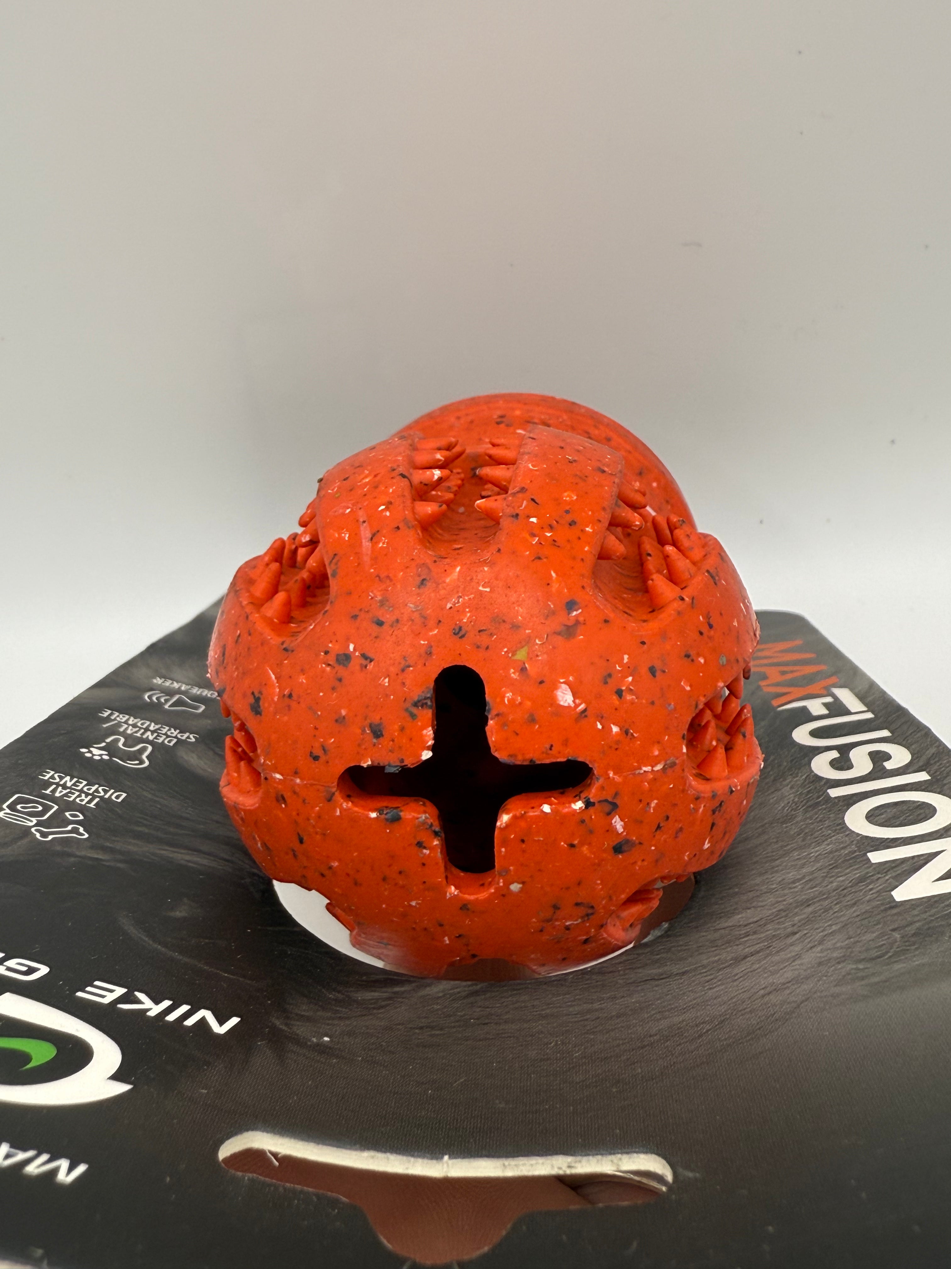 Nike Grind Weeble Dog/Puppy Toy S/M